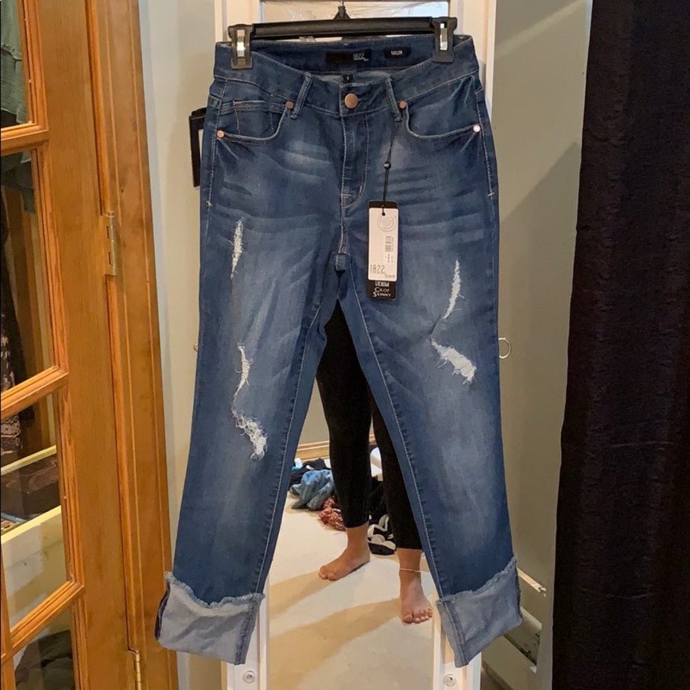 NWT 1822 Denim Crop Ripped Skinny Jeans Sz 6